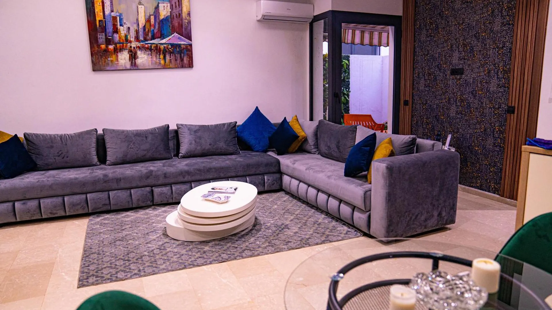 R103- Comfy And Spatious 1 Bedroom Apartment With Breathtaking City View - Belvedere Casablanca